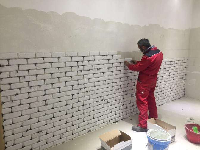 Montaggio MATTONE BIANCO PRMICERI RIVESTIMENTO PIETRA RICOSTRUITA