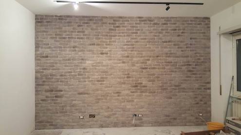 Mattone grigio stonalizzato