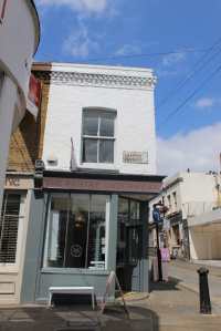 Pareti in finti mattoni, Pareti pannelli mattoni, Mattoni su parete, foto di parete in mattoni, Mattoni, Mattoncini in pietra ricostruita, mattoni in gesso, mattoni in polistirolo, rivestimenti mattoni prezzo, posa in opera mattoni roma, quanto costa rivestire una parete in mattoni, rinnovareconlapietra, montaggio parete mattoni, mattoni fai da te, arredamento negozi, mattoncini su parete