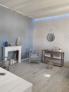 Pareti in mattone, Pareti mattoni a vista, Mattoni a vista, Superfici a mattoncini, Shabby, Industrial, arredamento soggiorno, mattoncini, rivestimenti a mattone, rivestimenti a mattoncino, mattoni antichi, mattoncini antichizzati, listelli, finta pietra, finti mattoni, pannelli mattone, gree, arreda negozi roma, progettazione interni, roma, infernetto, casalpalocco, Barbara Benini, rinnovareconlapietra.com 